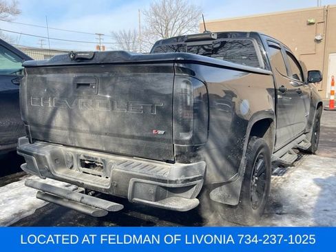 Certified 2022 Chevrolet Colorado Z71 w/ Z71 Midnight Edition image 3