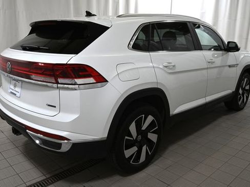 Used 2024 Volkswagen Atlas Cross Sport SEL AWD/4WD image 13