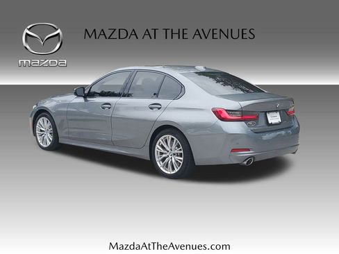 Used 2023 BMW 330i Sedan w/ Convenience Package image 4