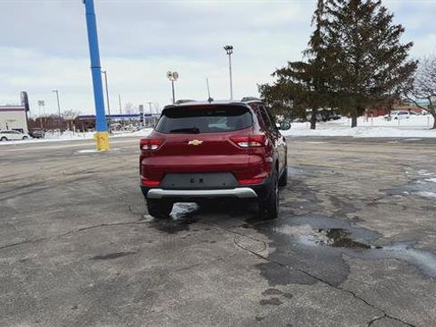 Used 2024 Chevrolet TrailBlazer LT w/ LT Cold Weather Package image 8