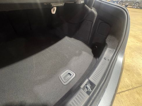 Used 2020 Mercedes-Benz E 350 4MATIC Sedan image 13