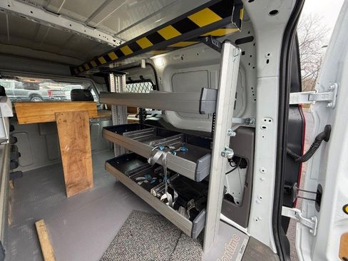 Used 2023 Ford Transit Connect XL image 11