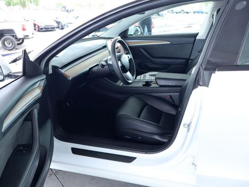 Used 2023 Tesla Model 3 Standard Range RWD image 12