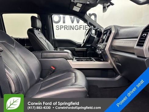 Used 2022 Ford F350 Platinum w/ FX4 Off-Road Package image 9
