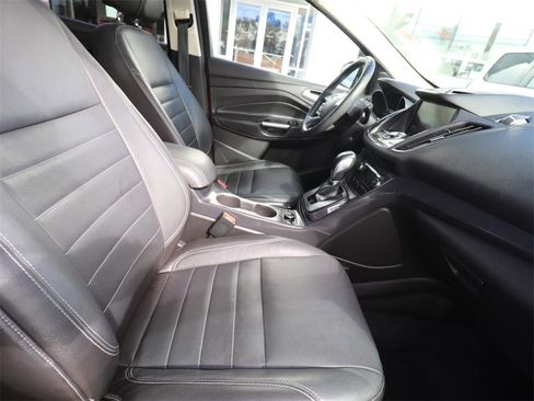 Used 2015 Ford Escape Titanium image 21