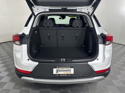 New 2026 Chevrolet TrailBlazer LT w/ Convenience Package image 11