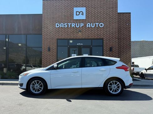 Used 2016 Ford Focus SE FWD image 18