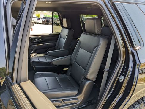 Used 2024 Chevrolet Tahoe Z71 w/ Luxury Package AWD/4WD image 43