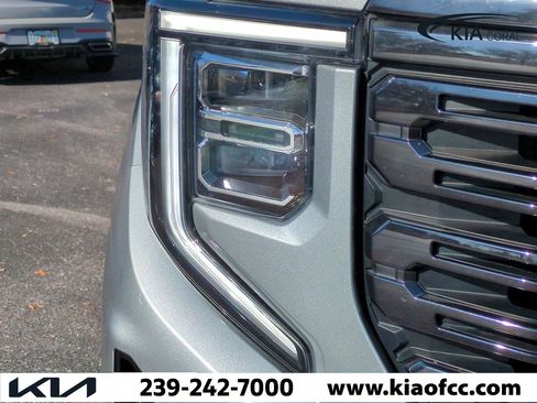 Used 2024 GMC Sierra 1500 Denali Ultimate image 10