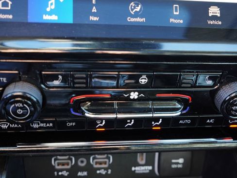 Certified 2022 Jeep Grand Cherokee Limited 4xe image 31