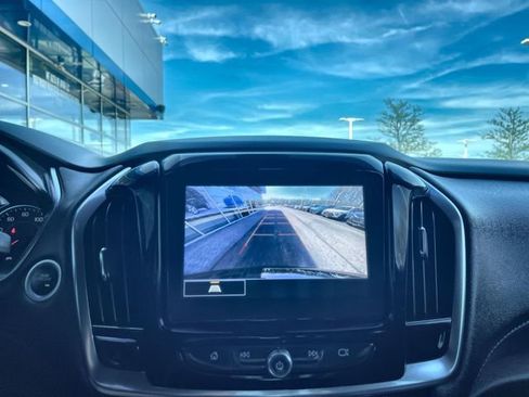 Certified 2023 Chevrolet Traverse LT w/ Midnight/Sport Edition image 15