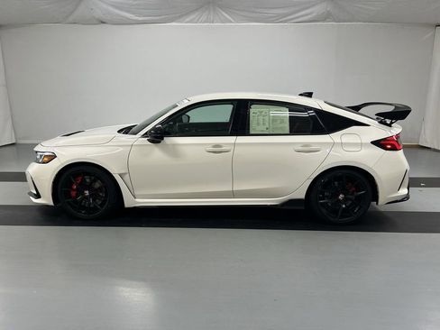 Used 2024 Honda Civic Type R image 5