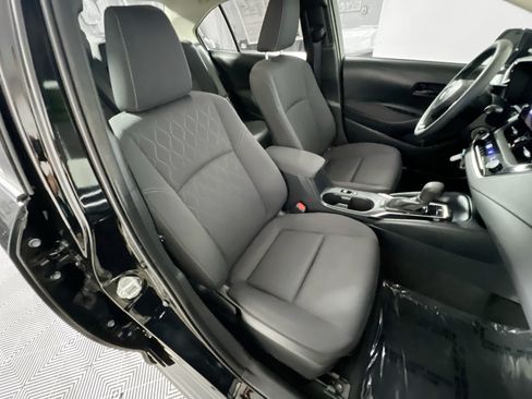 Used 2023 Toyota Corolla LE FWD image 29