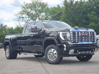 New 2026 GMC Sierra 3500 Denali w/ Denali Reserve Package AWD/4WD video 2