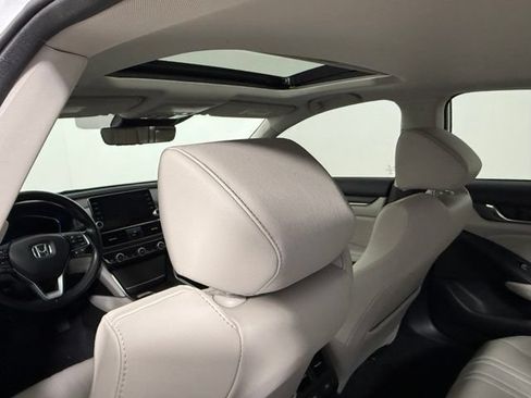 Used 2021 Honda Accord Touring image 35