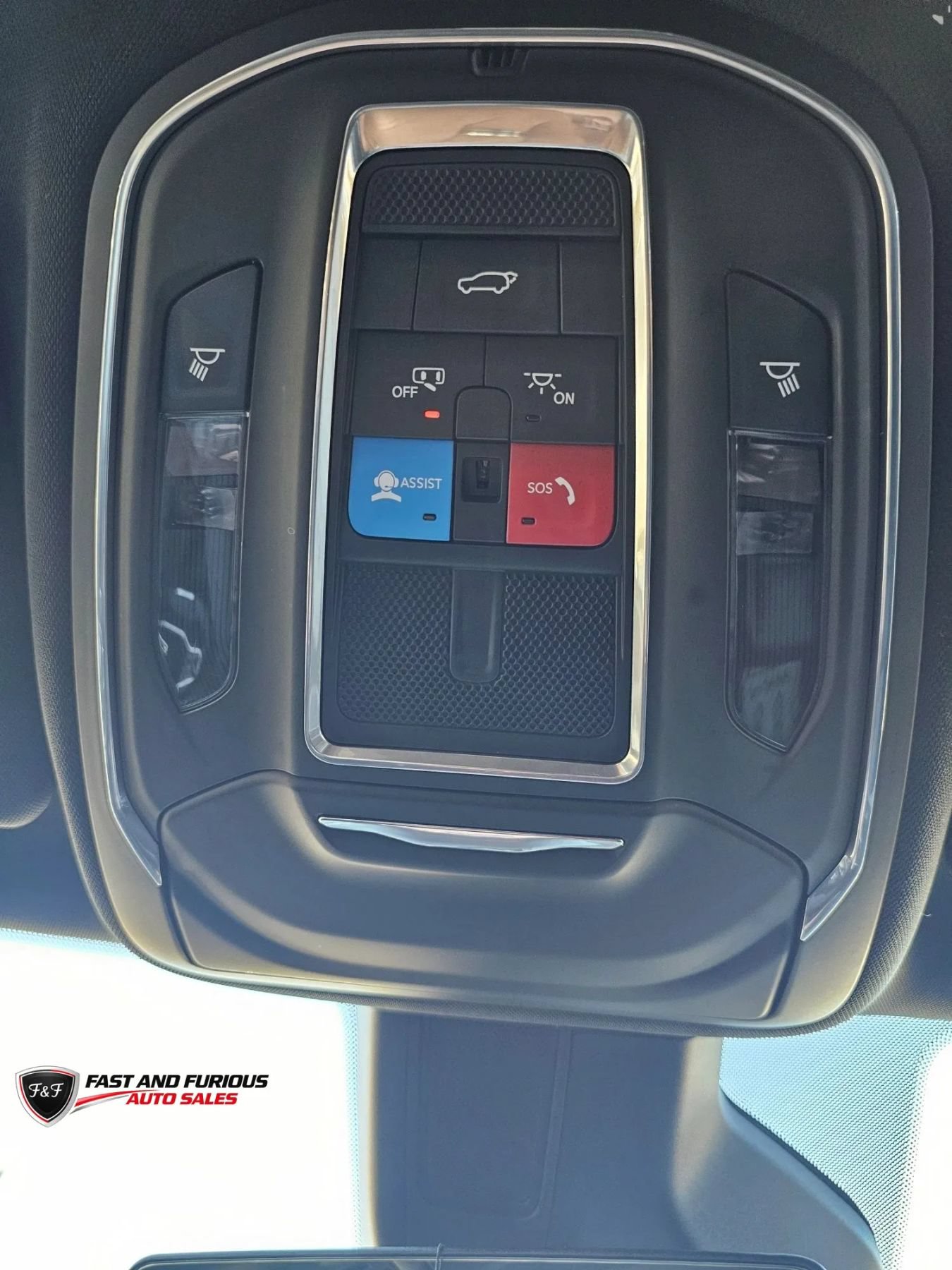 Used 2022 Jeep Wagoneer Series II AWD/4WD image 24