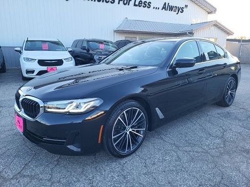 Used 2023 BMW 530i xDrive w/ Executive Package AWD/4WD image 4