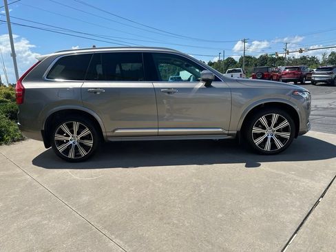Used 2022 Volvo XC90 T6 Inscription w/ Advanced Package AWD/4WD image 4