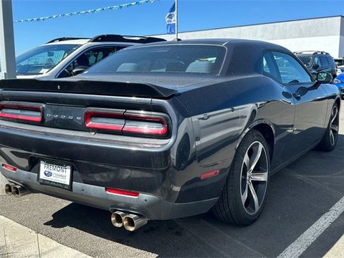 Used 2019 Dodge Challenger R/T w/ Driver Convenience Group image 3