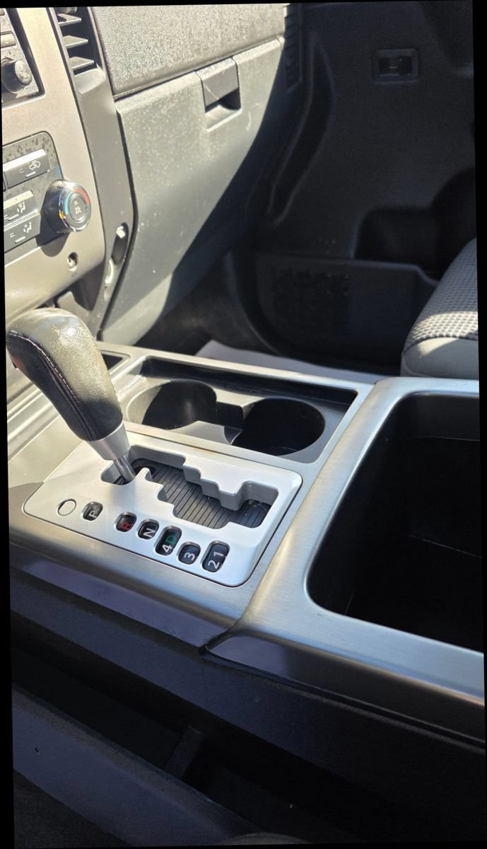 Used 2012 Nissan Titan SV w/ SV Value Truck Pkg AWD/4WD image 11