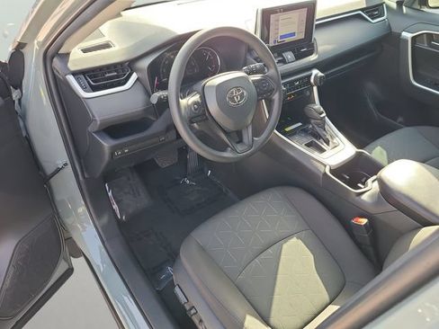 Used 2023 Toyota RAV4 XLE w/ Convenience Package FWD image 19