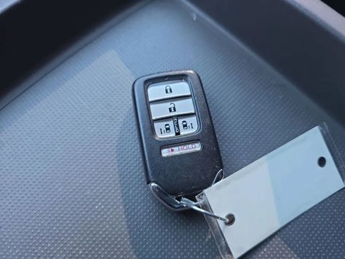 Used 2016 Honda Odyssey SE image 35