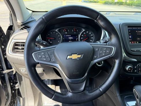 Used 2022 Chevrolet Equinox LT w/ Driver Convenience Package FWD image 16