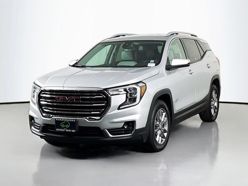 Certified 2022 GMC Terrain SLT AWD/4WD image 3