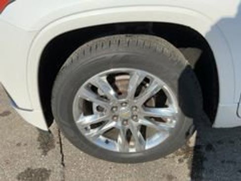Used 2019 Chevrolet Traverse High Country AWD/4WD image 10