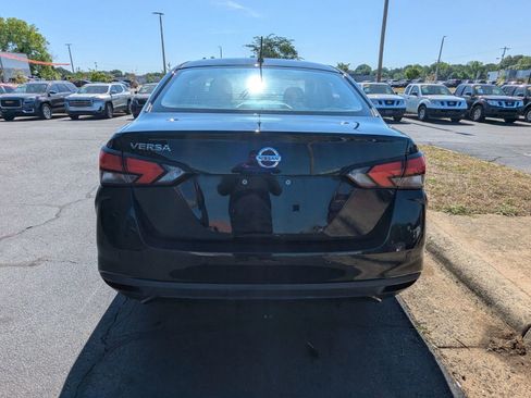 Used 2020 Nissan Versa S FWD image 6