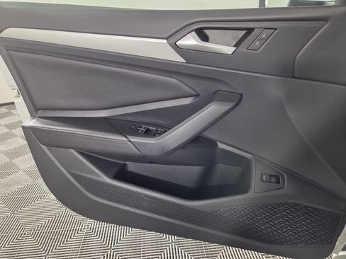 Used 2025 Volkswagen Jetta S FWD image 20
