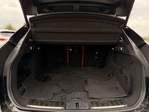 Used 2024 Jaguar F-PACE R-Dynamic S image 57