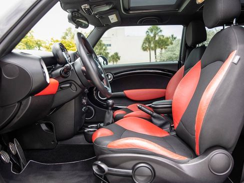 Used 2012 MINI Cooper John Cooper Works w/ Technology Pkg FWD image 33