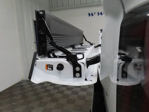 Used 2025 GMC Sierra 2500 AT4 w/ AT4 Premium Plus Package image 42