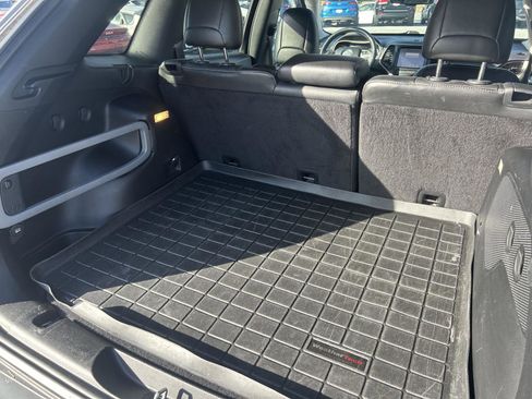 Used 2015 Jeep Cherokee Limited w/ Luxury Group image 8