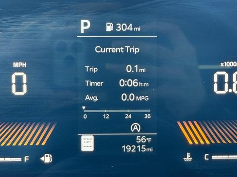 Used 2025 Kia Sorento S w/ Panoramic Sunroof Package FWD image 21