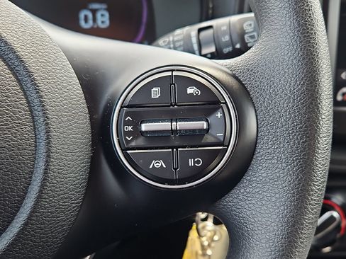 Used 2023 Kia Soul LX FWD image 20