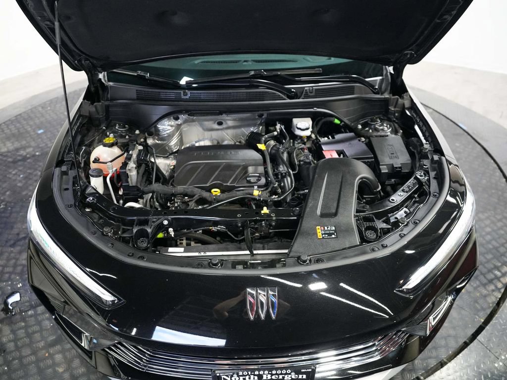 Used 2025 Buick Envista Preferred w/ Convenience I Package FWD image 38