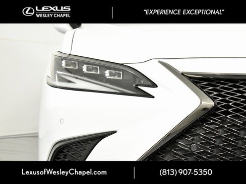 Used 2022 Lexus ES 300h F Sport image 15