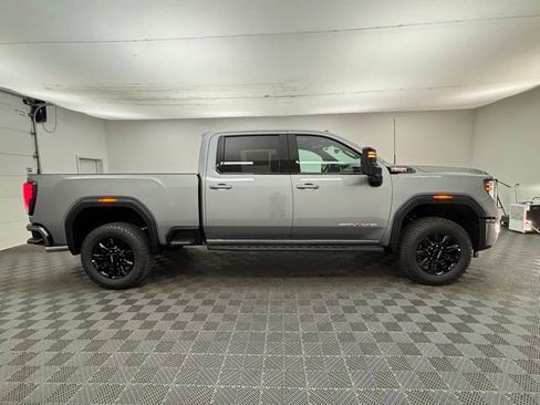 New 2026 GMC Sierra 2500 AT4 w/ AT4 Premium Plus Package AWD/4WD image 8