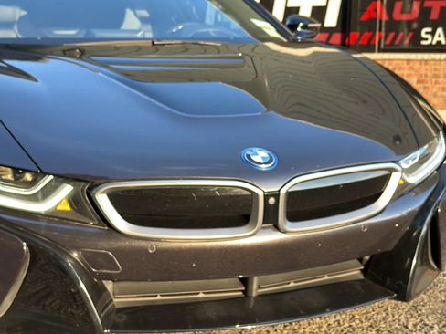 Used 2019 BMW i8 Coupe AWD/4WD image 37