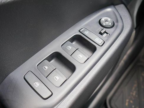 New 2026 Hyundai Venue SEL FWD image 16