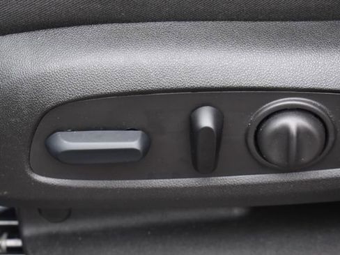 Certified 2024 Chevrolet Equinox LT w/ LPO, Floor Liner Package image 22