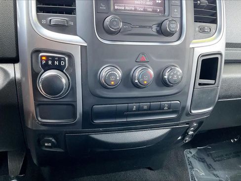 Used 2024 RAM 1500 Warlock RWD image 61