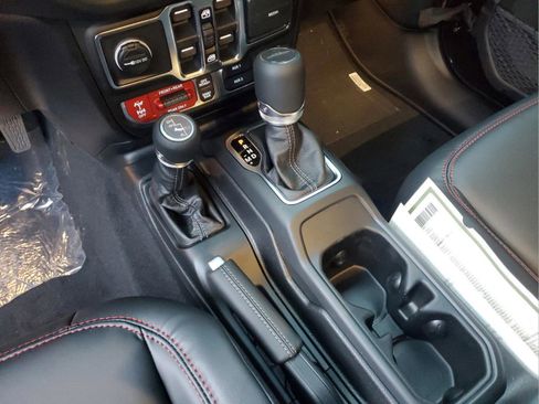 New 2026 Jeep Gladiator Rubicon w/ Safety Group image 23