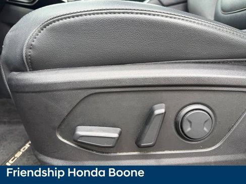 Used 2022 Hyundai Tucson SEL w/ Convenience + Premium Package FWD image 15