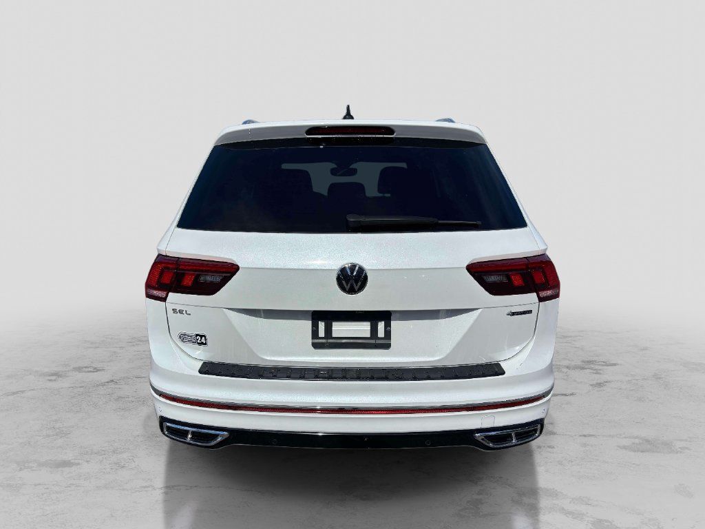 Used 2023 Volkswagen Tiguan SEL R-Line AWD/4WD image 4