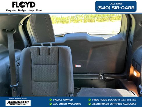 Used 2018 Ford Explorer XLT w/ Equipment Group 201A AWD/4WD image 26
