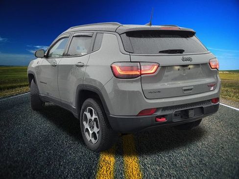 Certified 2022 Jeep Compass Trailhawk w/ Trailhawk Elite Group AWD/4WD image 2