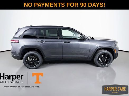 New 2025 Jeep Grand Cherokee Altitude image 5